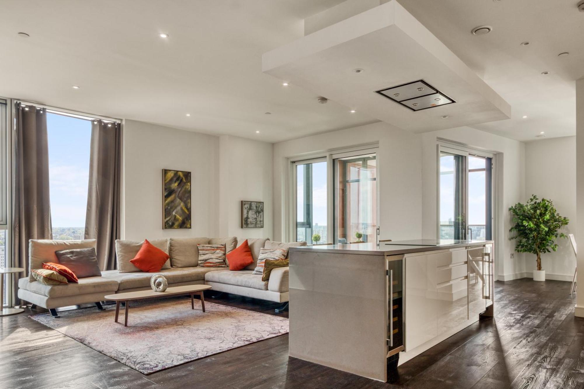Apartamento Stunning 360º View Luxurious Penthouse Londres Exterior foto