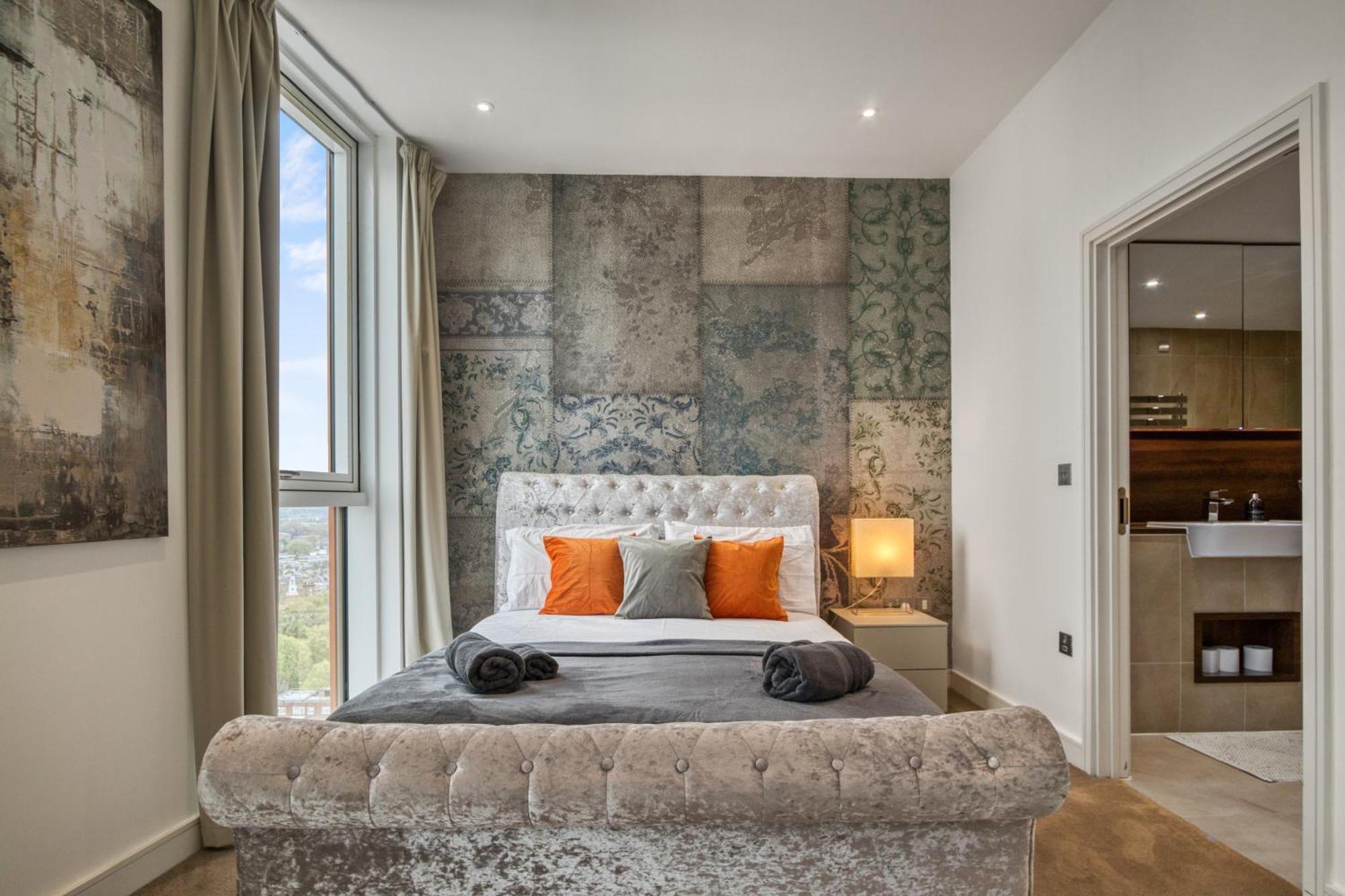 Apartamento Stunning 360º View Luxurious Penthouse Londres Exterior foto
