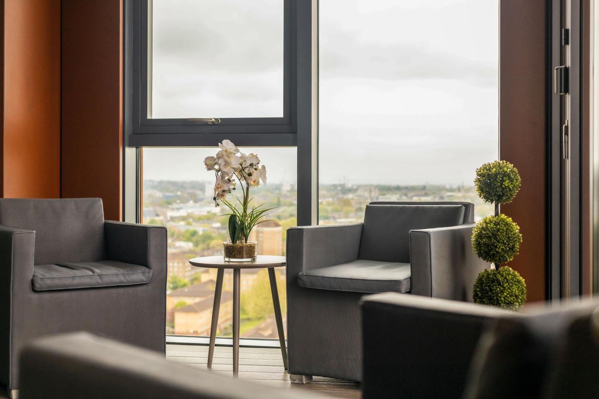 Apartamento Stunning 360º View Luxurious Penthouse Londres Exterior foto