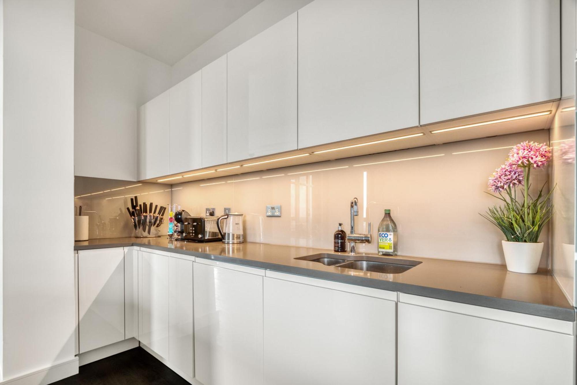 Apartamento Stunning 360º View Luxurious Penthouse Londres Exterior foto
